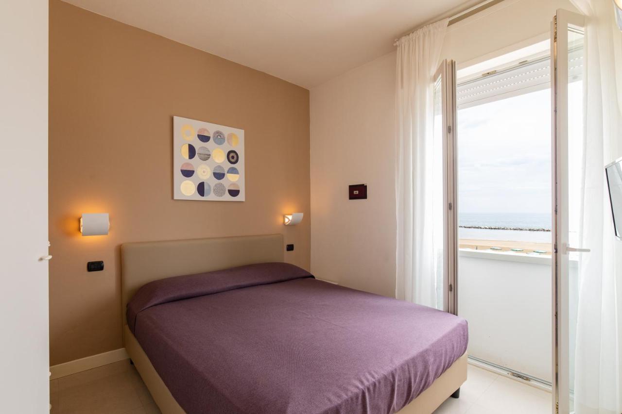 Sun Beach Residence Rimini Kültér fotó