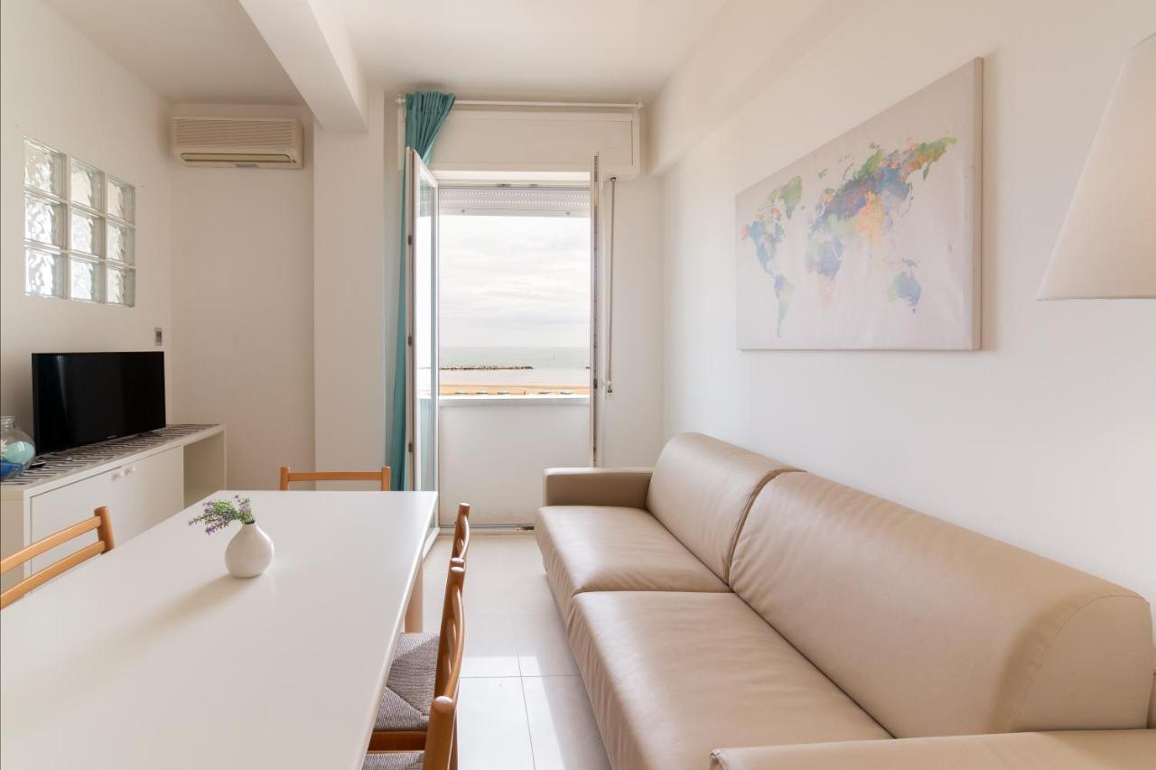 Sun Beach Residence Rimini Kültér fotó