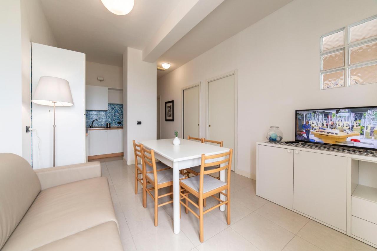 Sun Beach Residence Rimini Kültér fotó